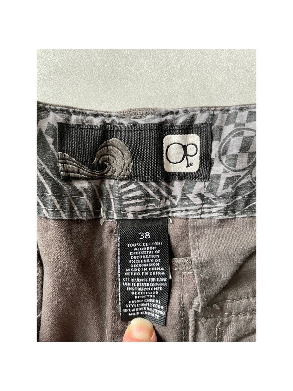 Men’s OP shorts size 38 - Picture 4 of 4